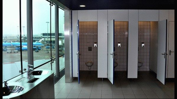 Penampakan toilet