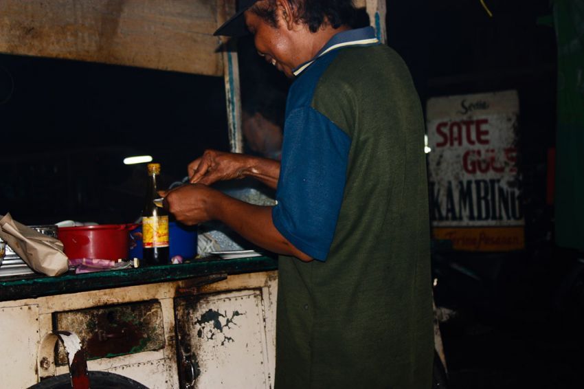 Orang tua kita rela melakukan apasaja untuk anaknya