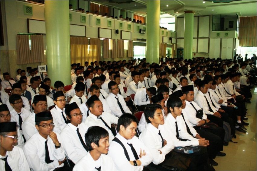 Kapan nikah guys?