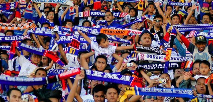 Kamu mungkin gak pernah merasakan pengalaman jadi suporter