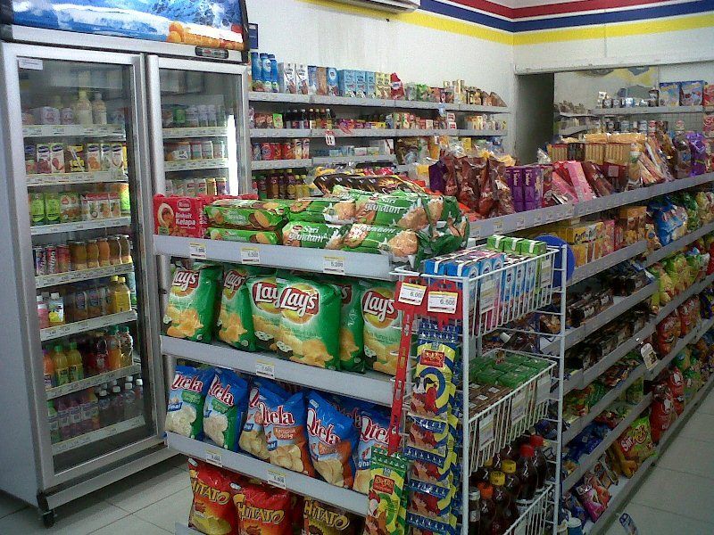 Jajan di mini market