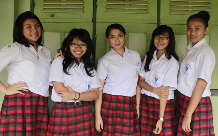 Logatmu jadi campur-campur
