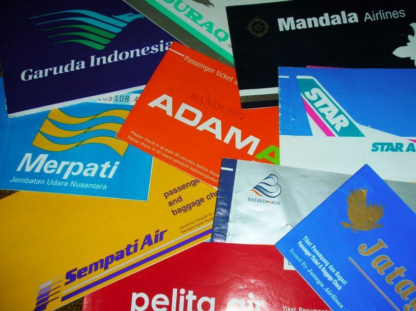Buklet tiket pesawat