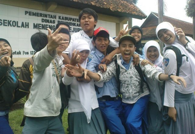 20 Pengalaman Unik dan Membanggakan yang Cuma Bisa Dicicipi Oleh Anak SMK
