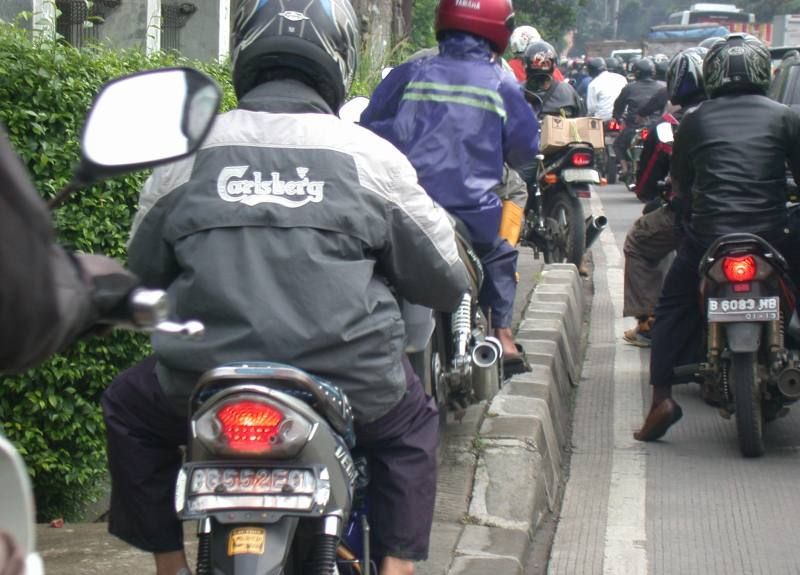 jangan rampas hak pedestrian!