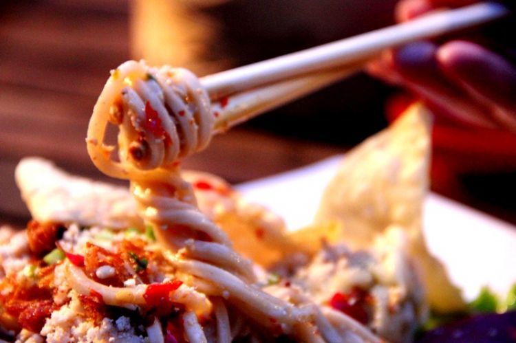 mie setan