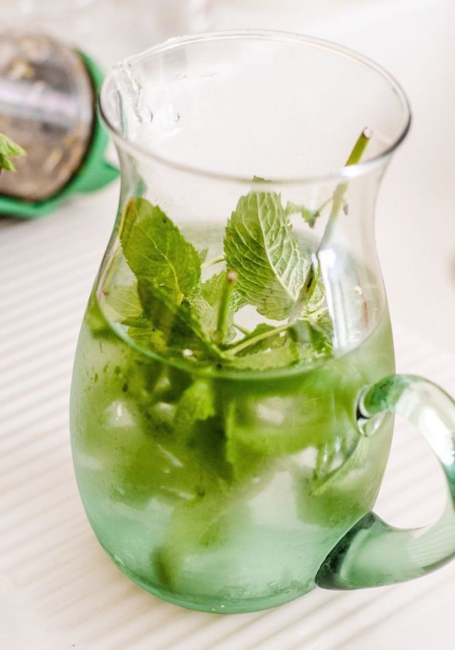 7+ Cara Membuat Infused Water Mudah & Ga Pahit