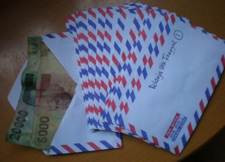 pisahkan uangmu sesuai fungsinya