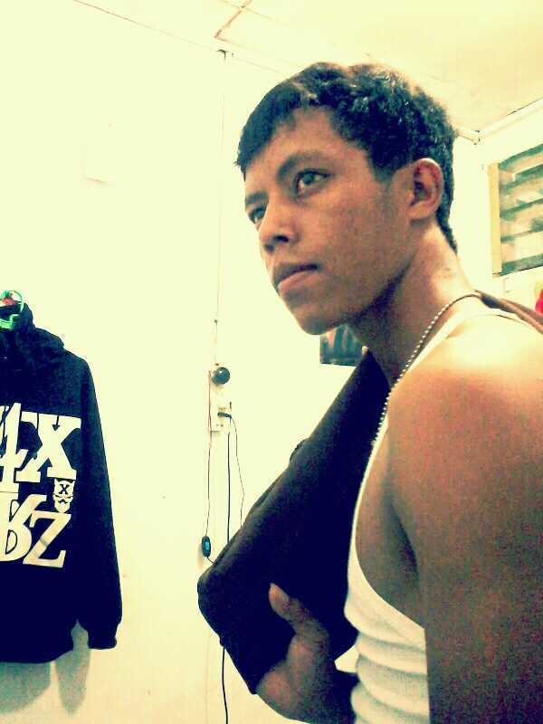 Acho, 21. Manokwari