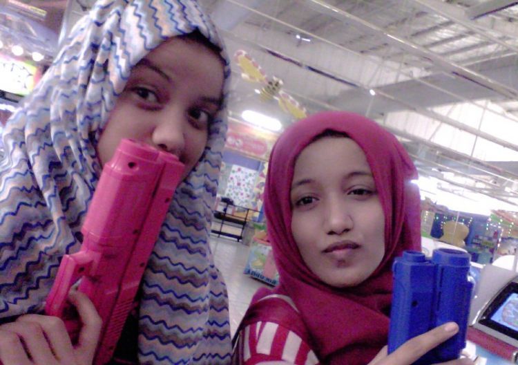 Indah alBahar, 18, Banyuwangi