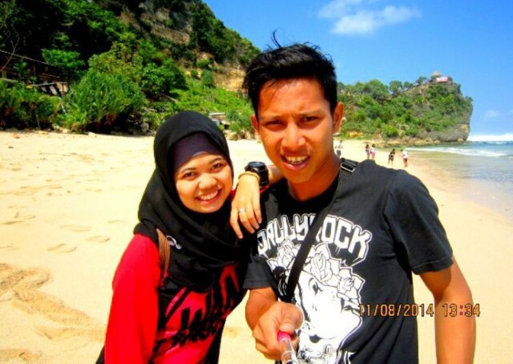 Nurul, 20, Yogyakarta