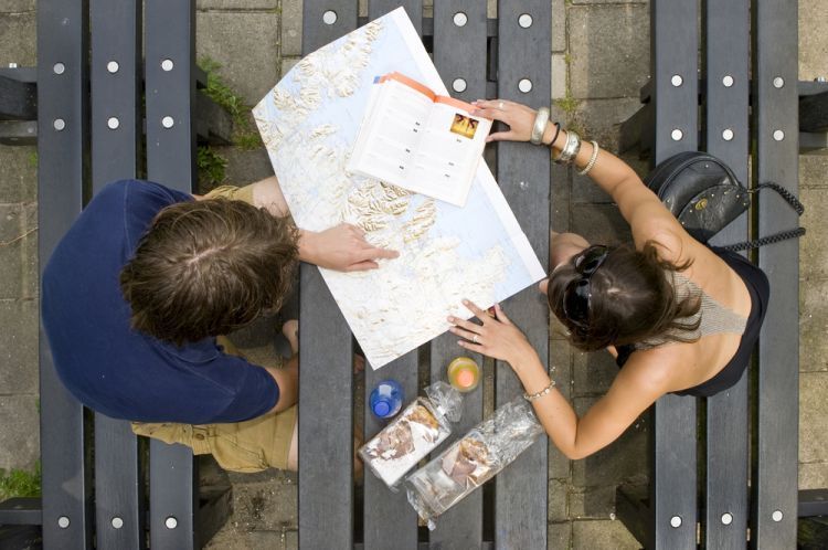 Tanda layak traveling sendirian