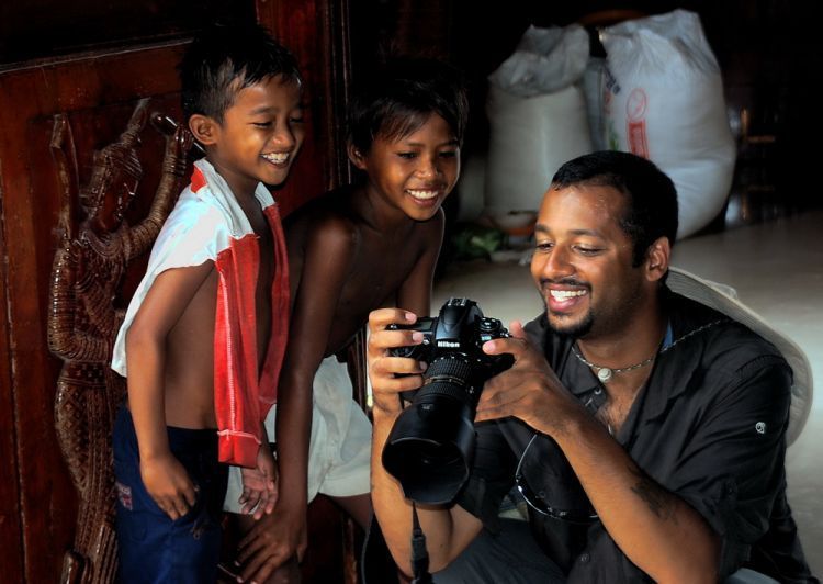 Buat foto-foto mu menjadi gambar yang menghasilkan uang