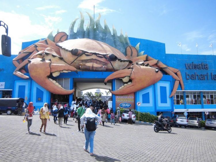 Wisata Bahari lamongan (WBL)