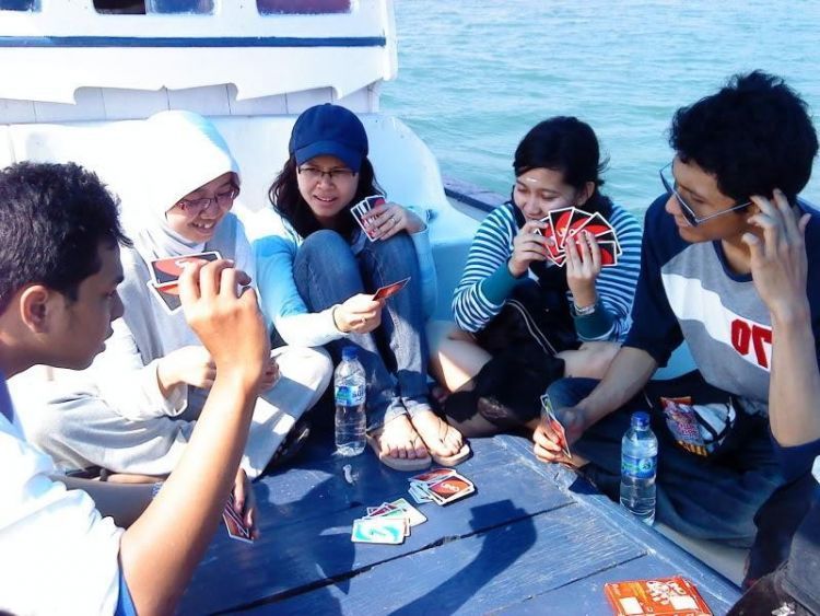 Ajak teman-temanmu bermain Uno (dok. pribadi)