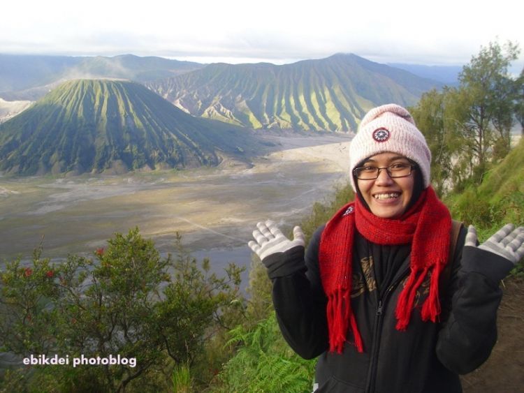 traveling = hidup bahagia