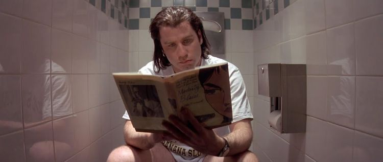Lebih konsen kalau baca di toilet