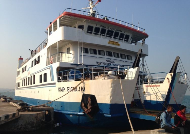 KMP Siginjai satu-satunya kapal ekonomi ke Karimunjawa