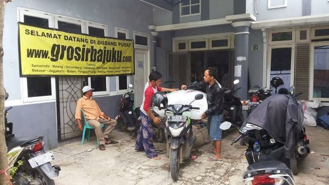 Menggagas Bisnis Clothing Online: Panduan Lengkap dari Konsep hingga Kesuksesan
