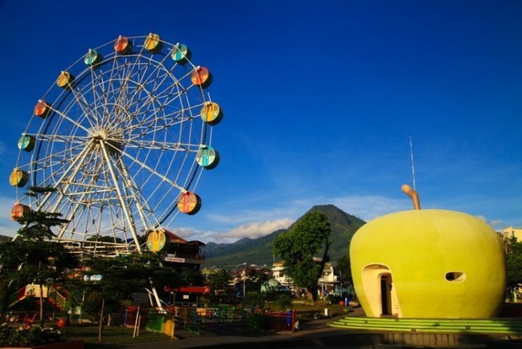 Alun-alun Kota Batu!