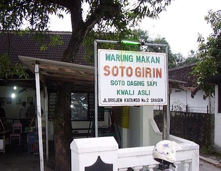 Nikmatnya soto sapi Pak Girin