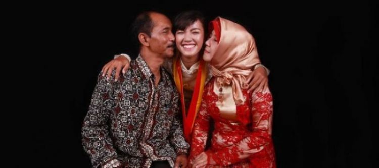 Ingatlah ucapan ucapan bapak ibumu.