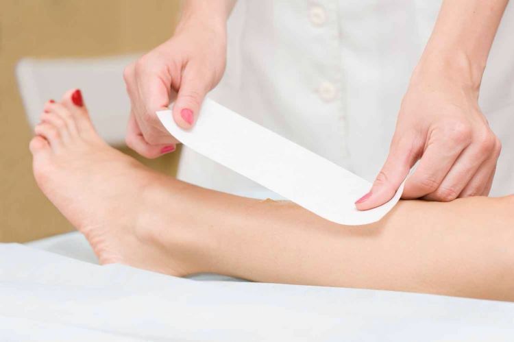 Mengurangi sakit dan iritas saat waxing