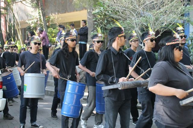 Permainan musik tradisional khas Desa Wisata Tingkir Lor