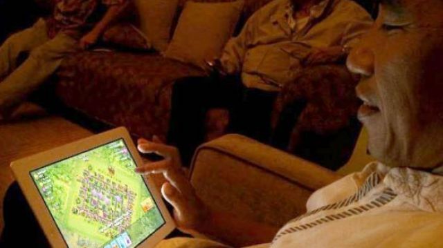 gamer hanya menghabiskan waktu