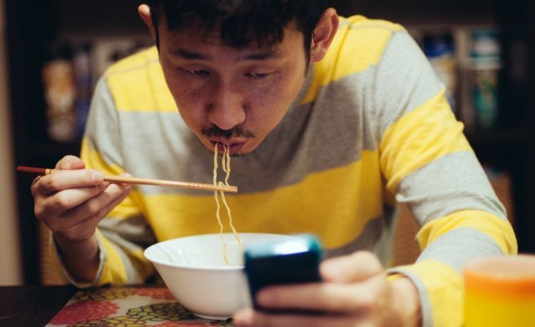 Sekarang sih tiap makan pasti gini...