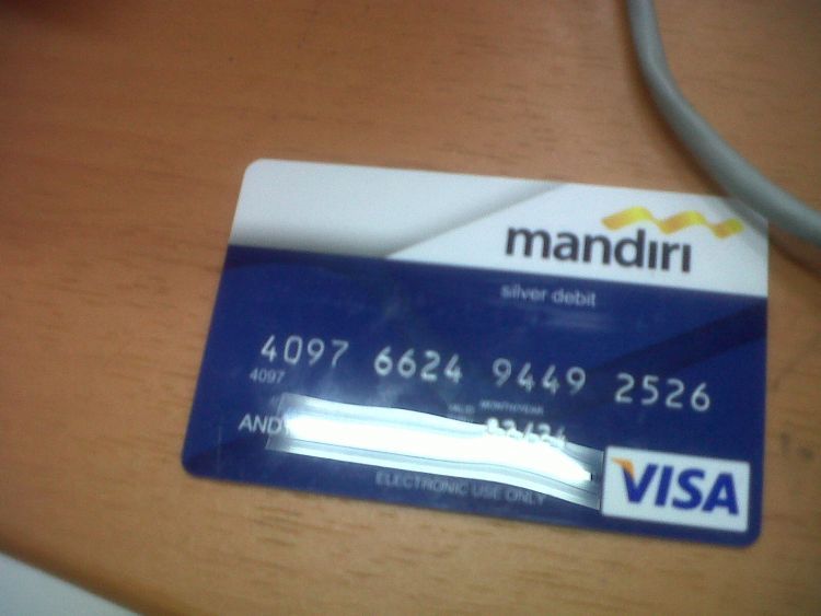 "Jangan lupa ATM kamu!"
