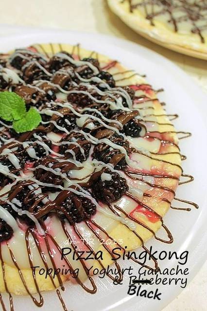 lezatnya pizza singkong