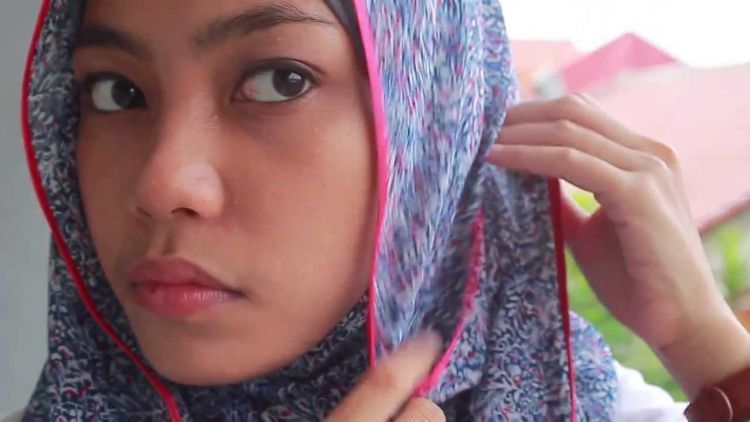buatmu yang berjilbab, jarum pentul adalah penyelamat