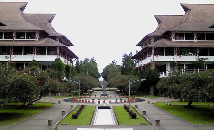 Institut Teknologi Bandung - ITB