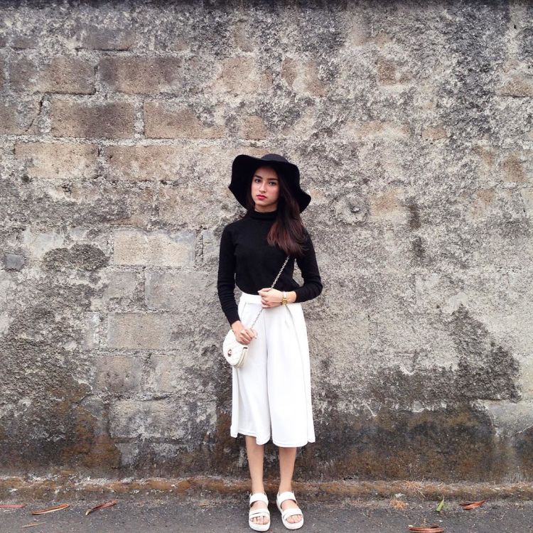 Hitam putih