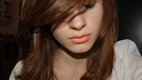 coral lipstik buat kamu yang baby face