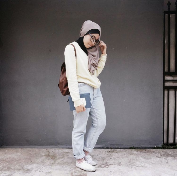 baju polos sama jeans longgar bagus kok, Mb