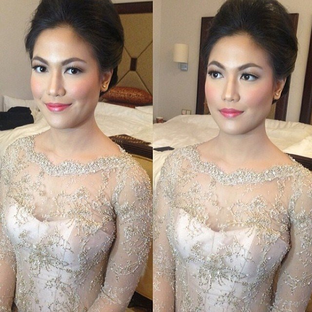 lipstiknya agak mengkilap gitu, nggak apa-apa @kebaya_inspiration