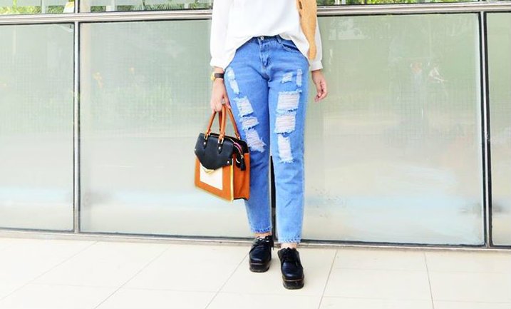 ripped jeans juga bisa buat yang nggak berhijab