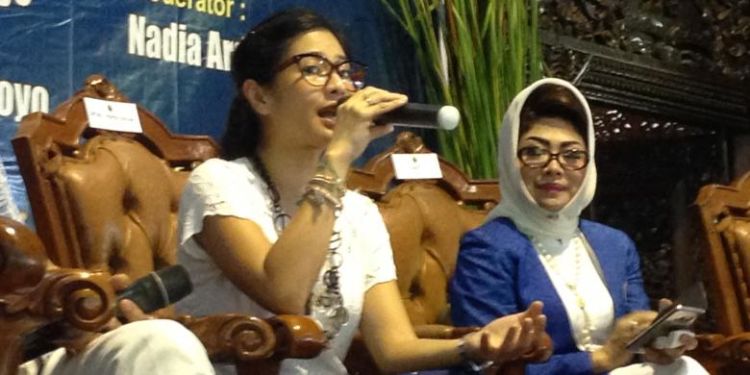 Dian kurang jelas apa ya mungkin pas jawab pertanyaan?