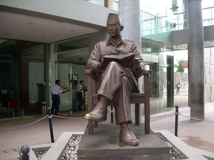 patung bung karno