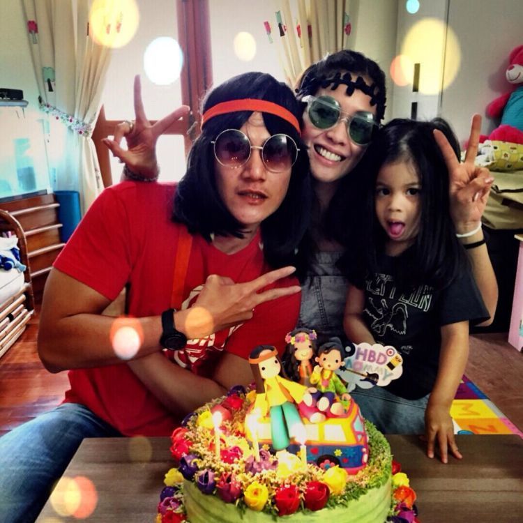 Awas, yang jomblo pada ngiri lihat foto ini. #GUE KAPAN?!