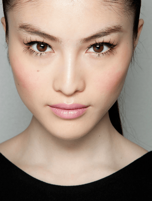 rona blush-on bikin wajah cerah!