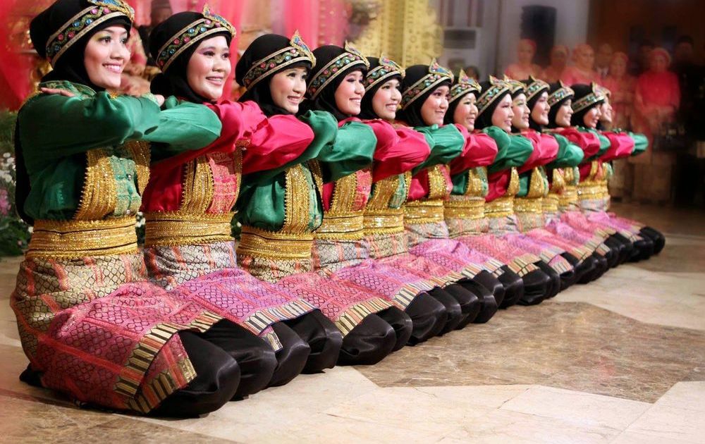 Tari Saman Yang Tersohor Itu Ternyata Bukan Saman Lho Tapi Ratoeh Jaroe Nggak Percaya Ini Buktinya