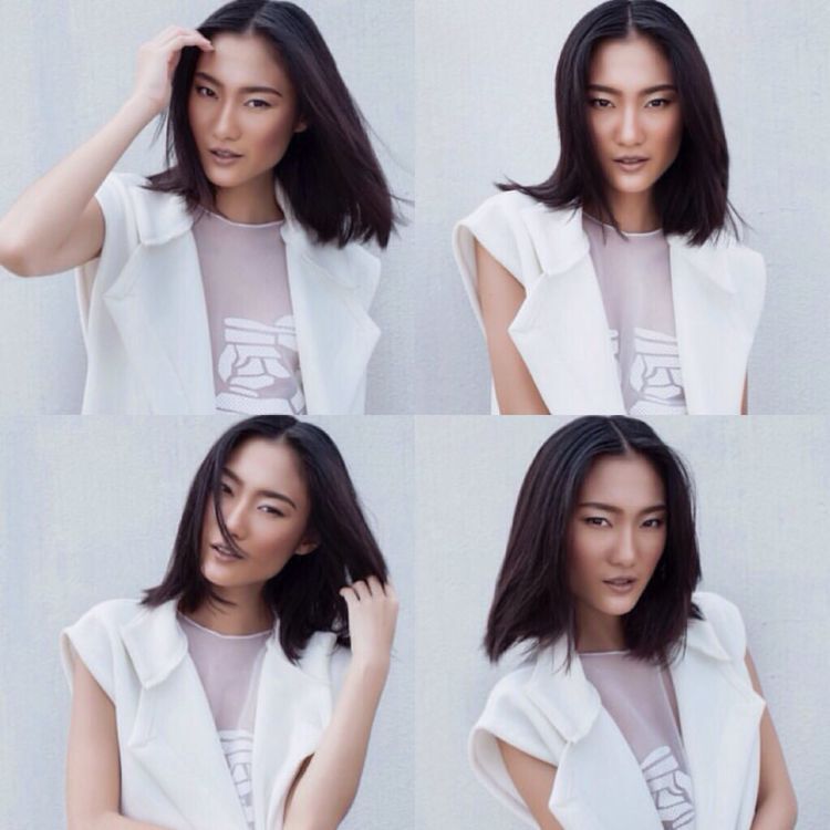 coba berikan senyum kayak gini
