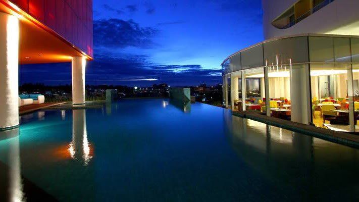Berenang disini bakal bikin kamu enjoy