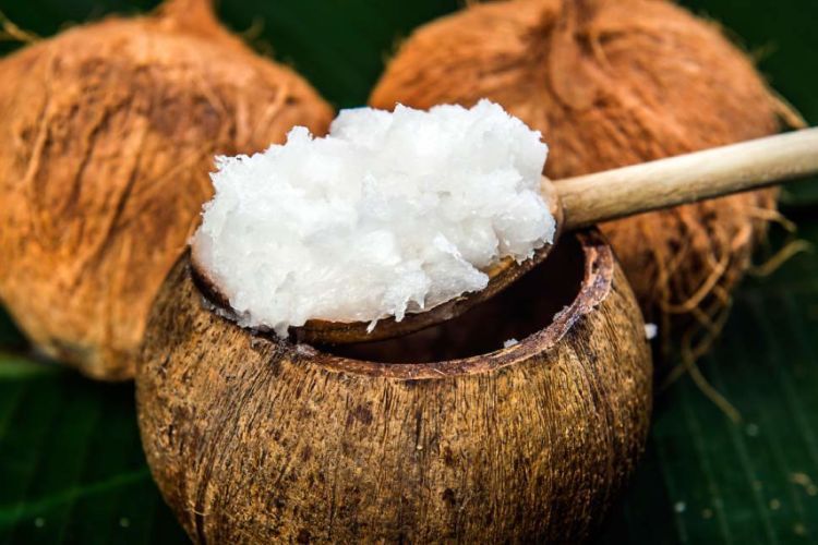 minyak kelapa dan garam