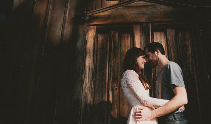 Jangan Sampai Salah Mengartikan. Ini Bedanya Bilang Rindu Sama Kangen