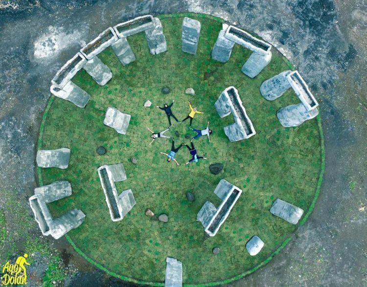 stonehenge KW