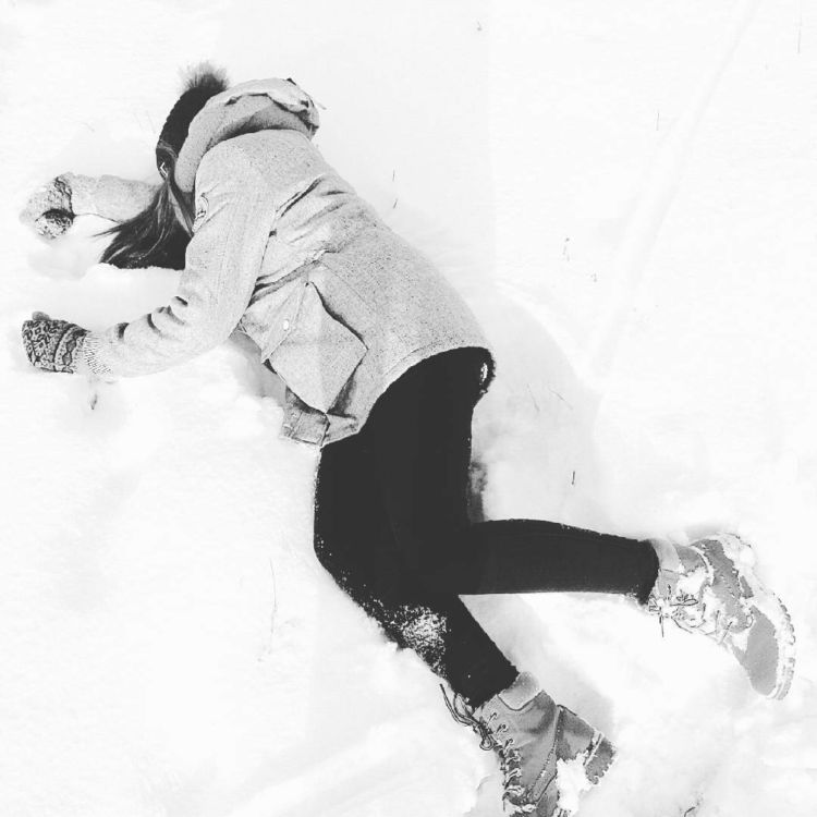 nggak dingin apa ya? >.<